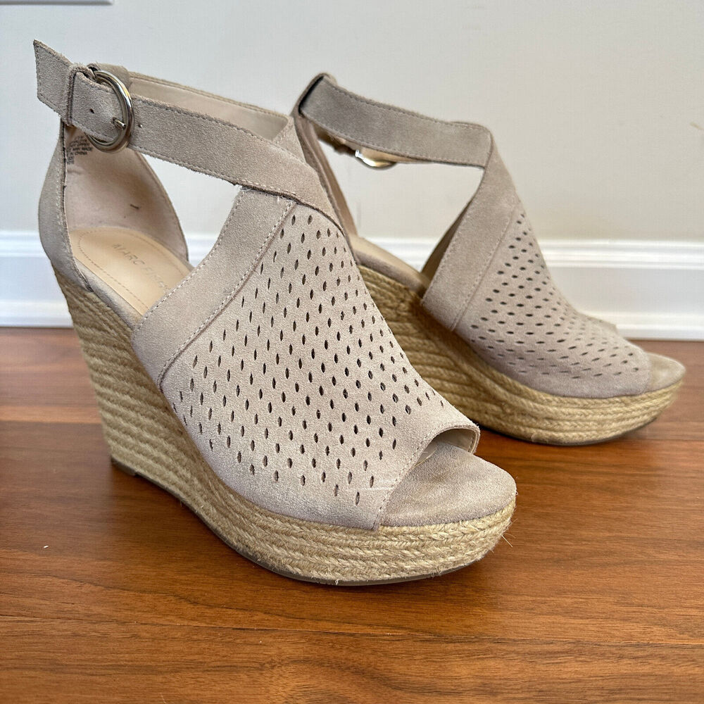Marc Fisher HALDYA Suede Laser Wedge Platform Espadrille Sandals Size 9.5M Tan - Picture 2 of 15